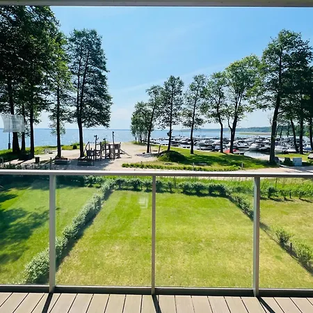 Apartament Bajeczny Z Widokiem Na Jezioro W Nautica Resort Gizycko Exterior photo