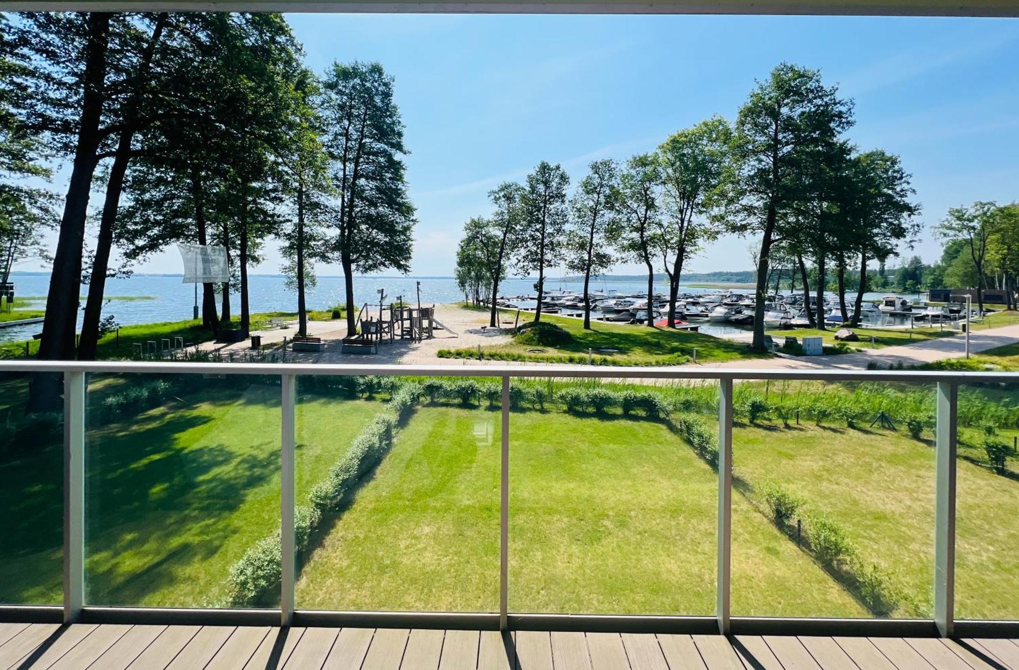 Bajeczny Z Widokiem Na Jezioro W Nautica Apartment